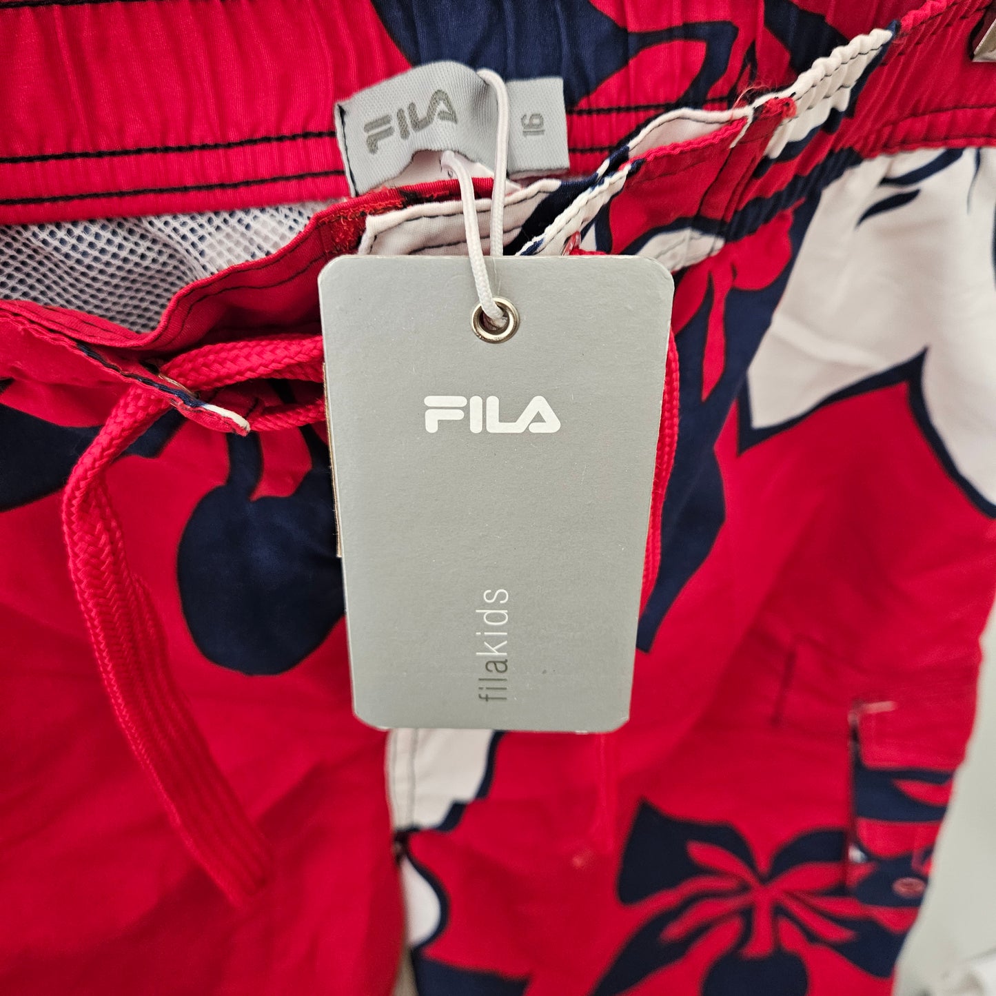 FILA מכנסי בגד ים חדשים לילדים גיל 16