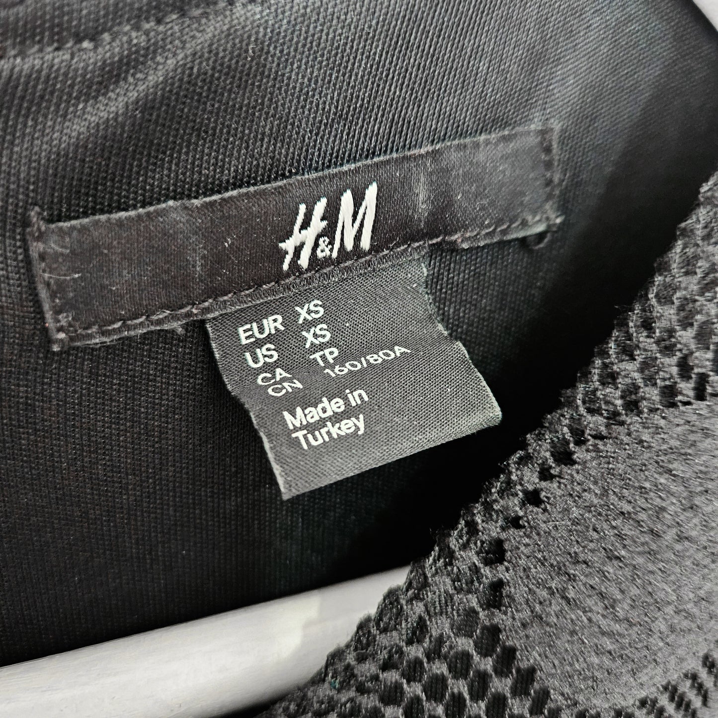 H&M שמלת נשים שמלת תחרה שחורה מידה XS‏