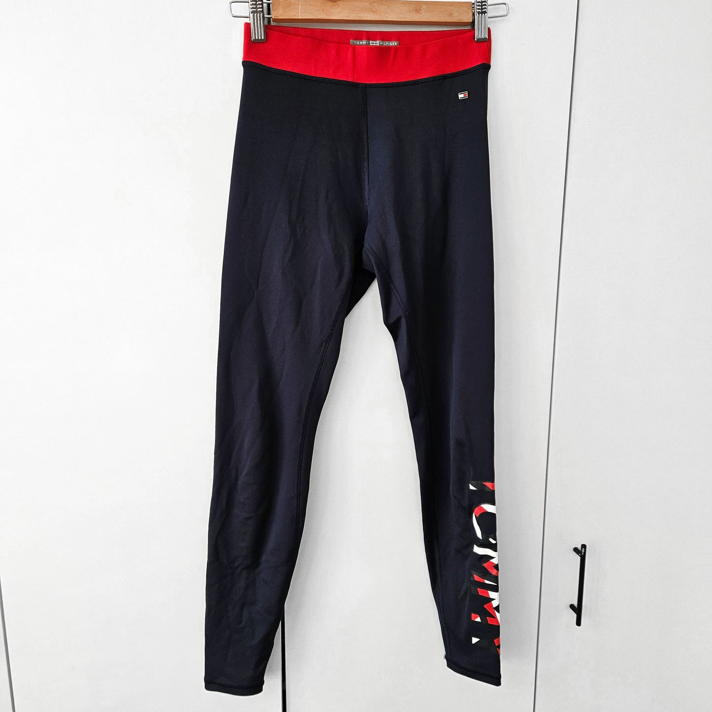 TOMMY HILFIGER טייץ נשים מידה XS‏