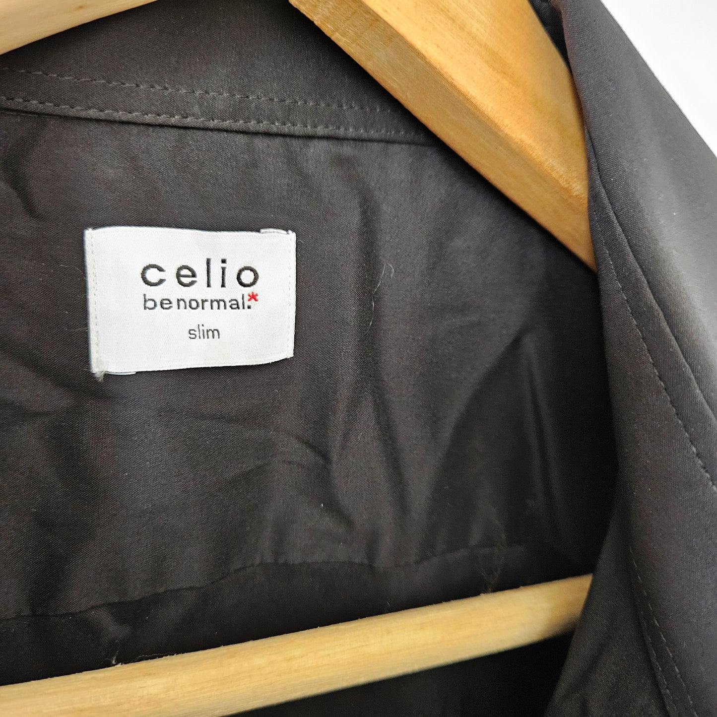 CELIO חולצה שחורה מכופתרת חדשה עם תווית לגבר מידה XL‏